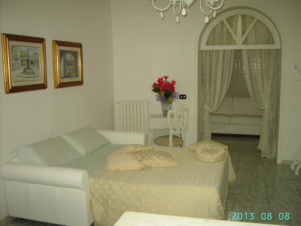 باري Villa Nicolaus الغرفة الصورة